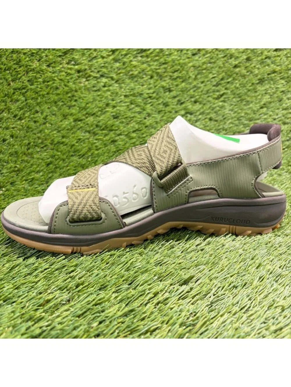 Kuru Current Mens Size 9 Olive Green Gum Beach Walking Outdoor Strappy Sandals